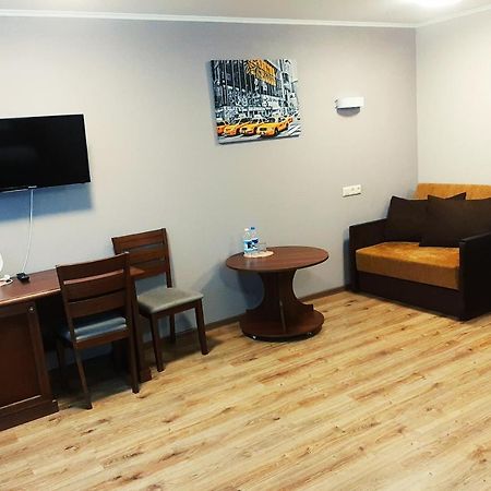 Tourist Hotel Charkiw Exterior foto